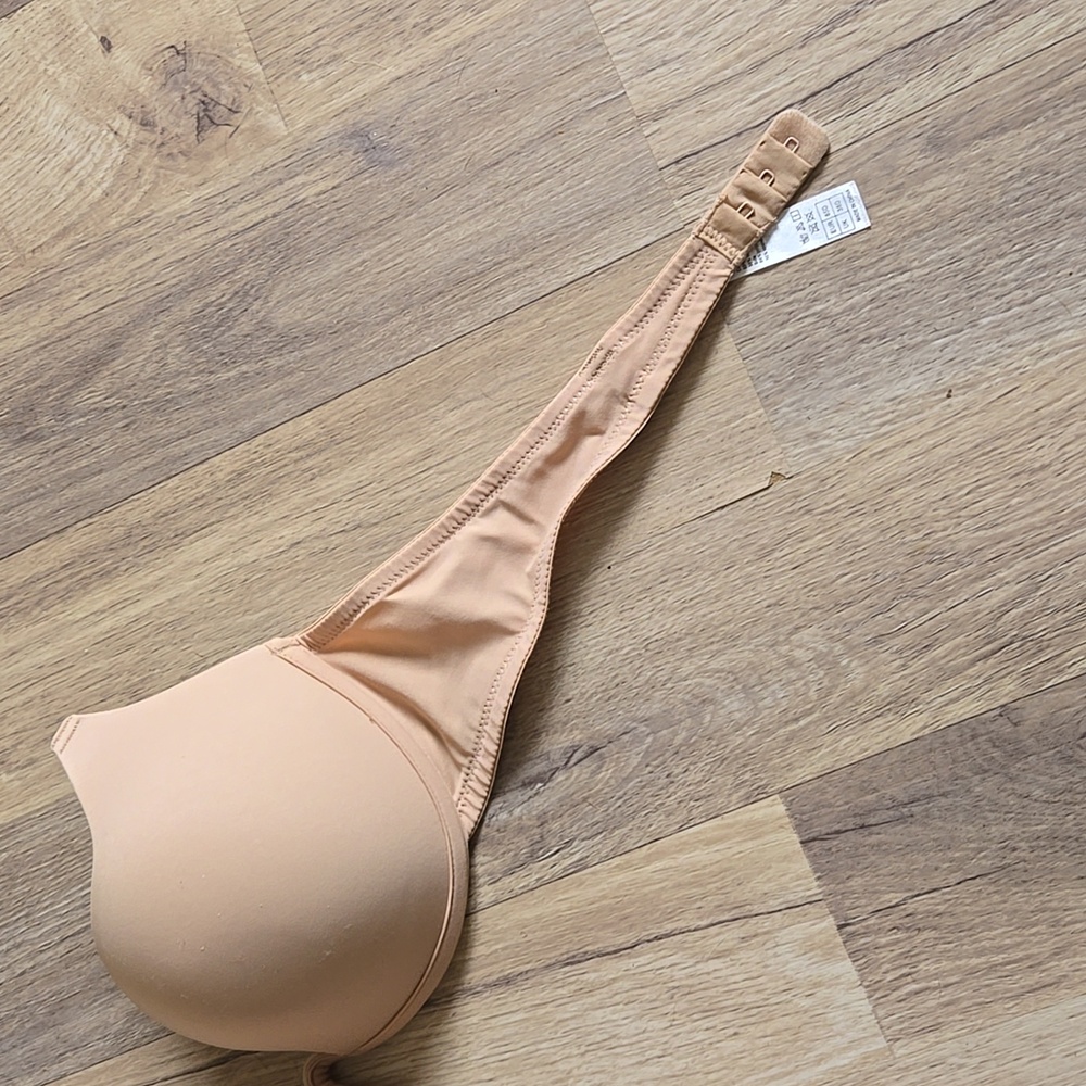 Strapless Bra - Picture 2 of 7